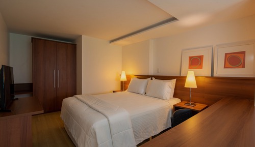 Dúplex ejecutivo (com escadas)