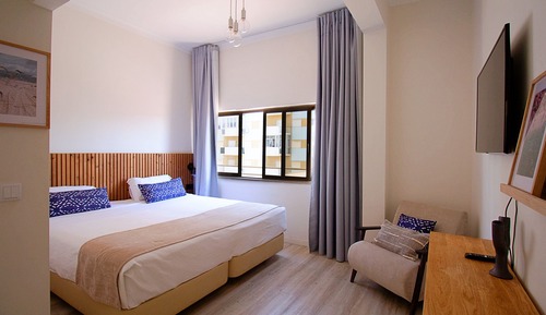 Habitación estándar con 1 cama doble o 2 individuales