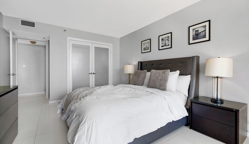 Apartamento (3 Bedrooms)