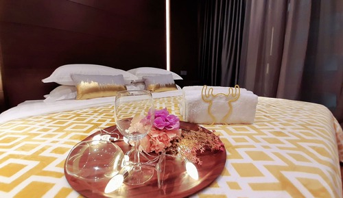 3-Bedroom Luxury Suite with Balcony and Genting View (High Zone)