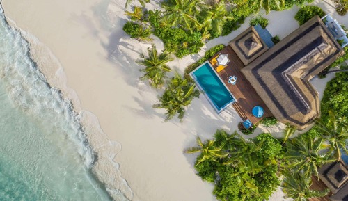 Villa familiar, frente a la playa