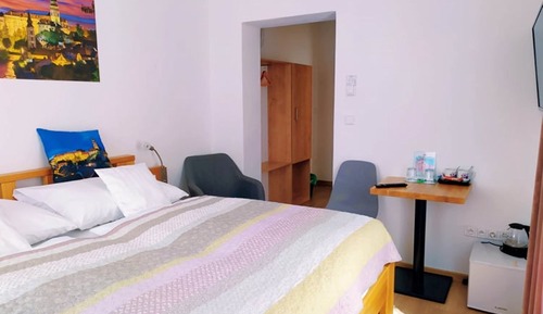 Habitación básica, 1 cama de matrimonio, baño privado