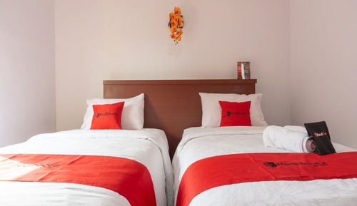 Habitación con 2 camas individuales