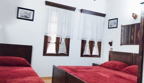 Habitación triple tradicional, 1 habitación, vistas a la ciudad