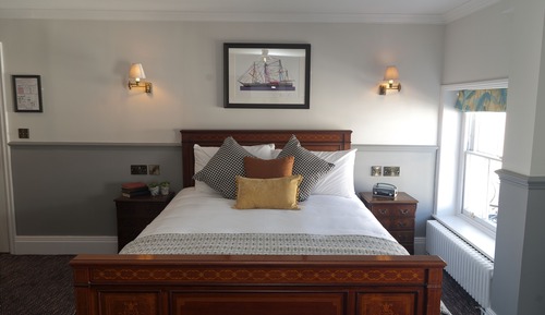 Habitación superior, 1 cama de matrimonio grande