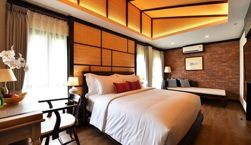 Lanna Triple Superior Room