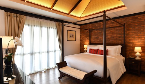 Lanna Signature Suite