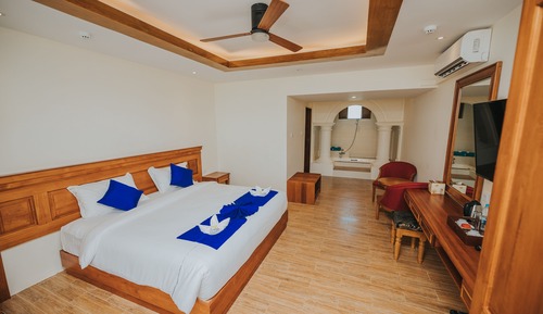 Habitación Deluxe doble, 1 cama de matrimonio grande (Gold)