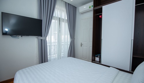 Apartamento, 1 habitación, balcón, vistas al río (M1)