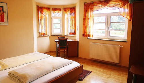 Habitación cuádruple (2 adults/2 kids, Main building/Annex)