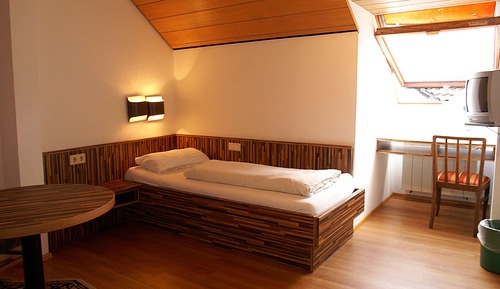 Habitación individual (Main building or Annex)