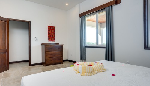 Villa de lujo, 1 habitación, 2 baños, junto a la playa