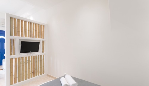 Superior Studio with Patio, Garden and Sea view