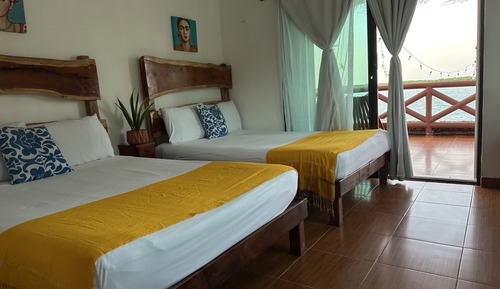 Habitación cuádruple Deluxe