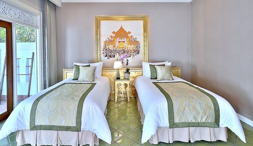 Premier Twin Courtyard Suite