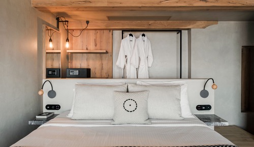 Loft (Sea View with Private Pool)