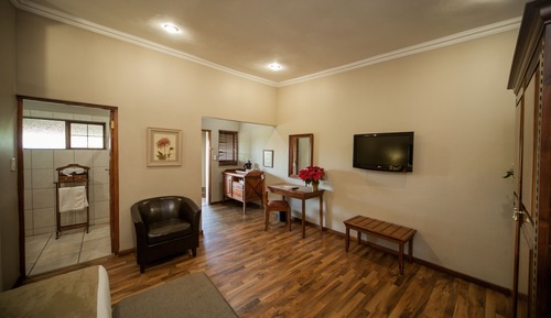 Habitación estándar con 1 cama doble o 2 individuales, 2 camas individuales