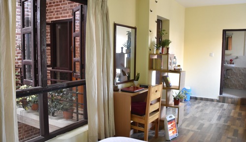 Habitación Deluxe, 1 cama de matrimonio, baño privado, en la zona del patio