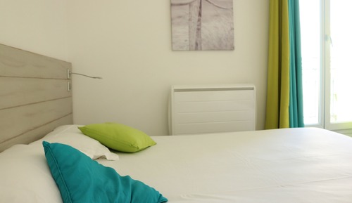 Habitación doble, balcón, vistas al puerto