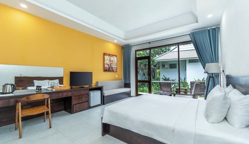 Bungalow exclusivo, 1 cama de matrimonio grande, vistas al jardín