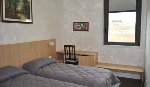 Habitación con 2 camas individuales