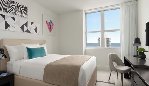 Suite, varias camas, vistas a la ciudad