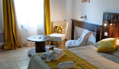 Habitación doble, accesible para personas con discapacidad, baño privado (Au ras des paquerettes)