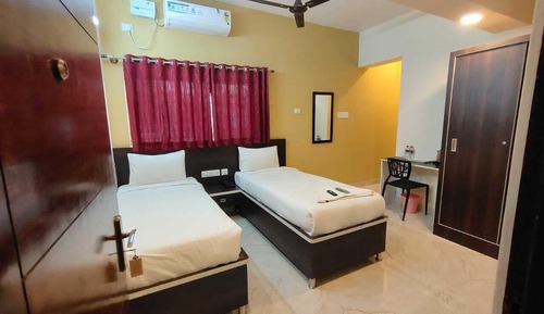 Habitación económica con 1 cama doble o 2 individuales