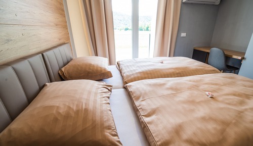 Habitación Deluxe con 1 cama doble o 2 individuales (3)