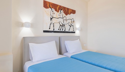 Habitación estándar con 1 cama doble o 2 individuales, vistas al mar