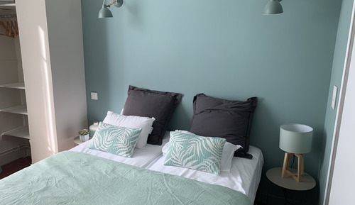 Habitación Confort con 1 cama doble o 2 individuales (Orangers)
