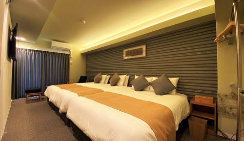 Habitación (2F, Jin)
