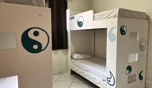 Dormitorio compartido, dormitorio mixto (4 Camas)