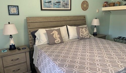 Habitación básica, 1 cama de matrimonio grande (Unit 4)