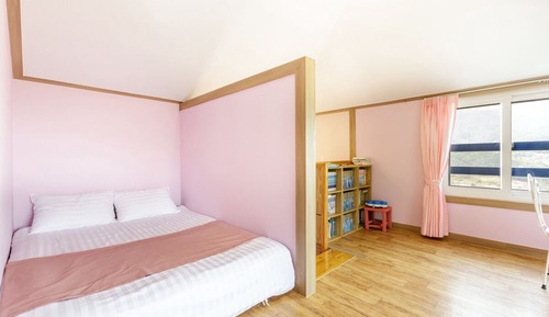 Dúplex (Pink Topaz, Max 5 People)