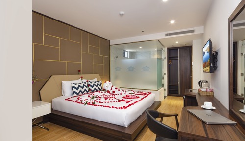 Habitación sénior, balcón, vistas al mar