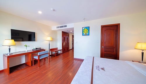 One Bedroom Executive