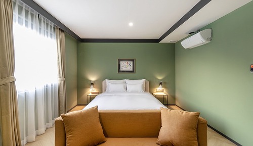 Habitación superior (VIP Room with Airdresser)