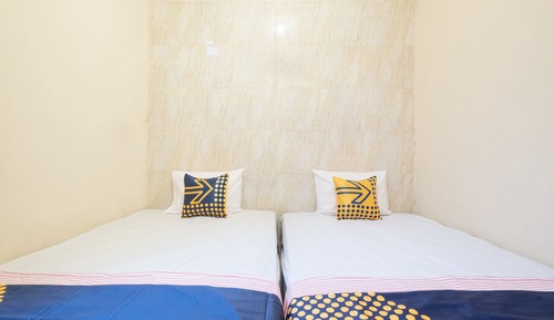 Habitación económica con 2 camas individuales