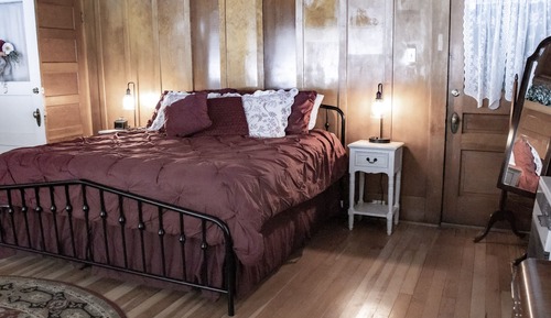 Habitación individual básica, 1 cama de matrimonio grande