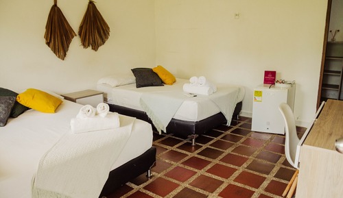 Habitación cuádruple estándar