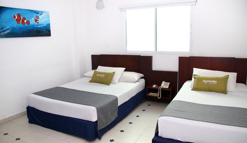 Habitación con 2 camas individuales