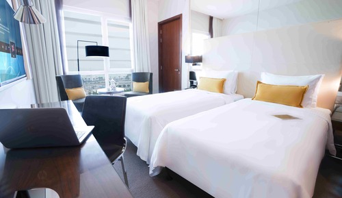 Suite, 1 habitación, vistas al mar (Spacious, Queen Bed)