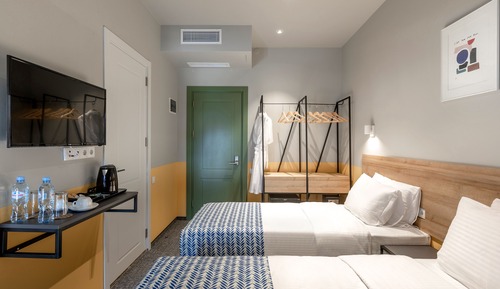 Habitación estándar con 1 cama doble o 2 individuales