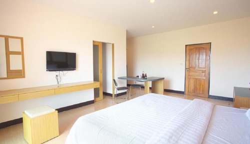 Superior King Room