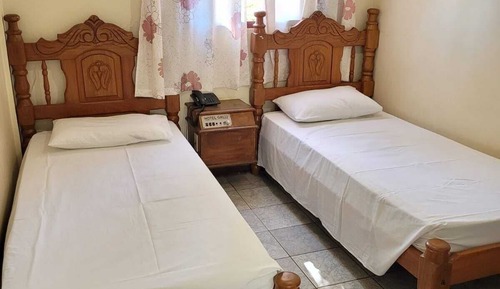 Habitación estándar con 2 camas individuales
