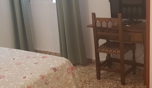 Habitación con 1 cama doble o 2 individuales