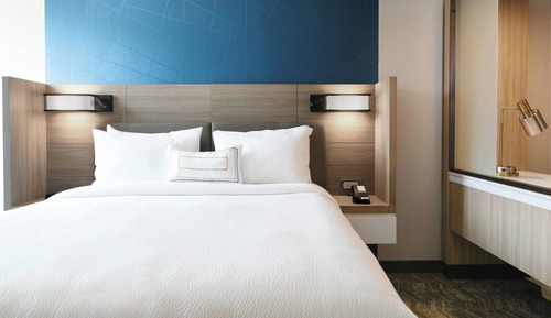 Suite, 1 cama de matrimonio grande con sofá cama, no fumadores (Hearing Accessible)