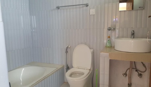 Habitación estándar doble, 1 cama de matrimonio grande, vistas al patio