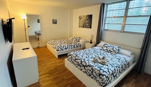 Apartamento superior, 2 habitaciones, 2 baños, vistas a la bahía